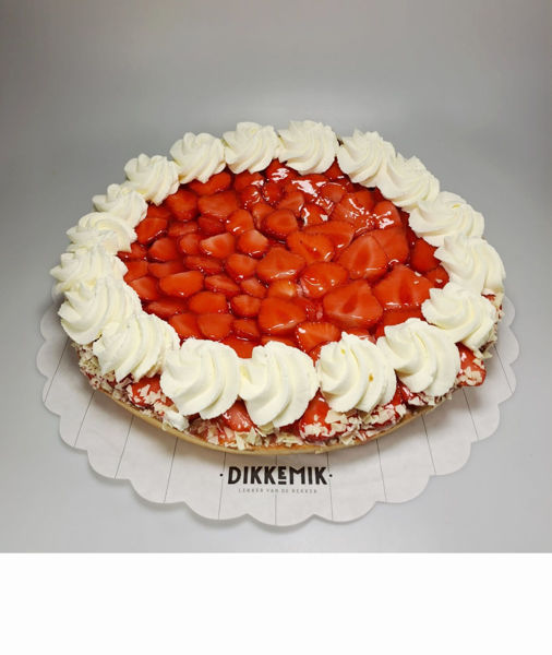 Afbeelding van Aardbei bavarois met room