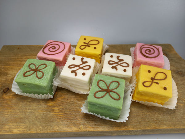 Afbeelding van Petit fours